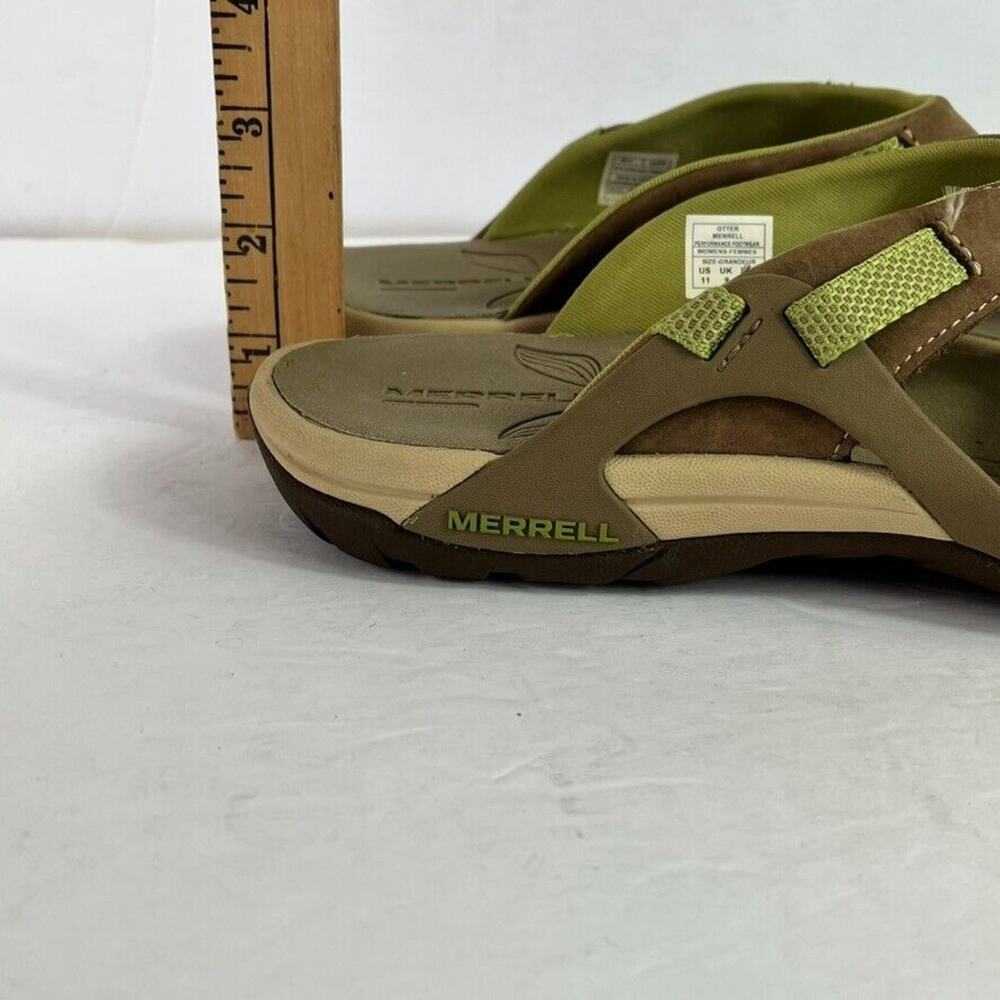 Merrell Women's Brown and Green Leather Thong Sandals - Picture 8 of 11